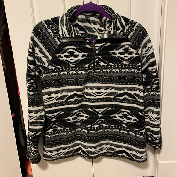 Eddie Bauer size medium women’s fleece - Picture 1 of 3